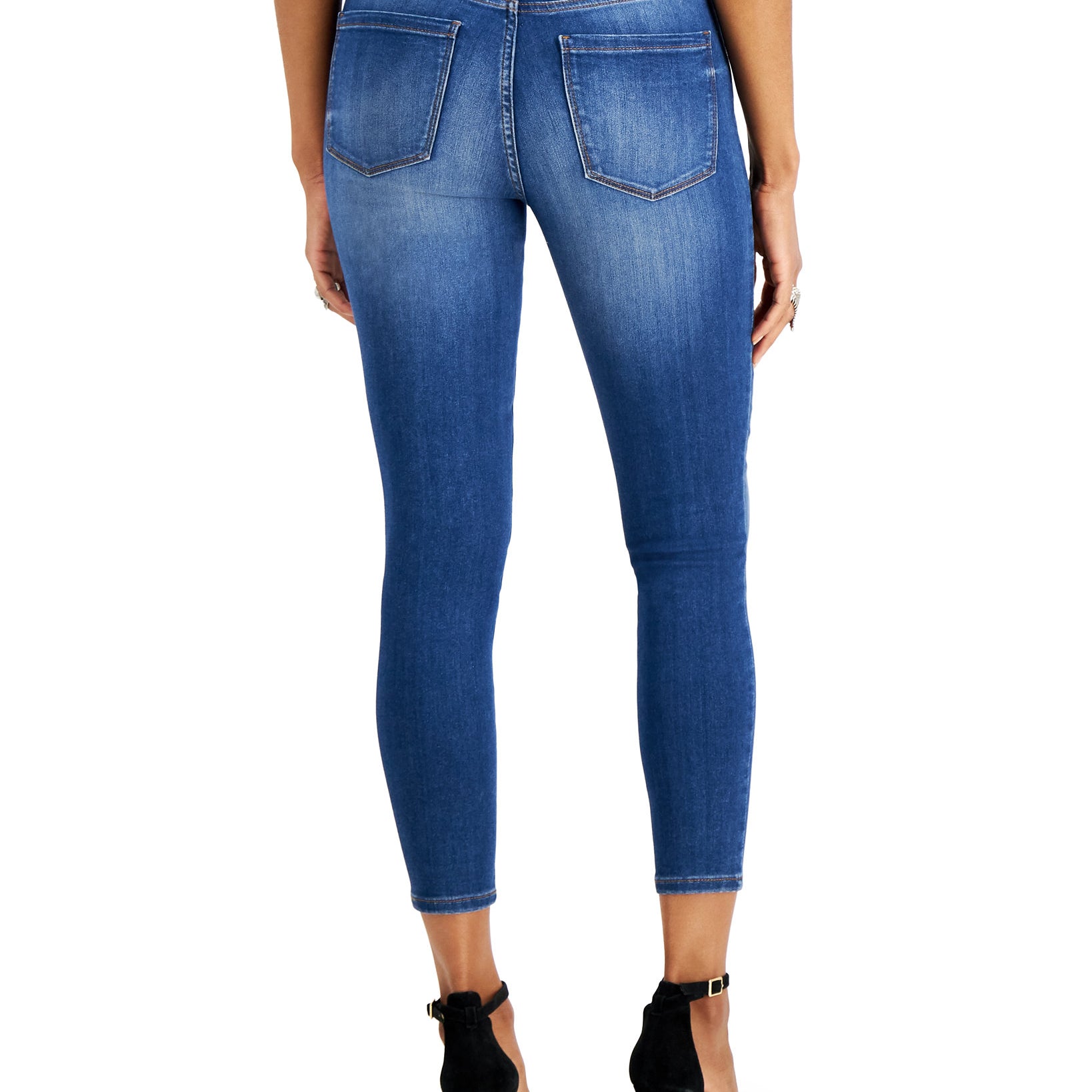 Celebrity Pink Women Curvy Mid Rise Distressed Skinny Jeans