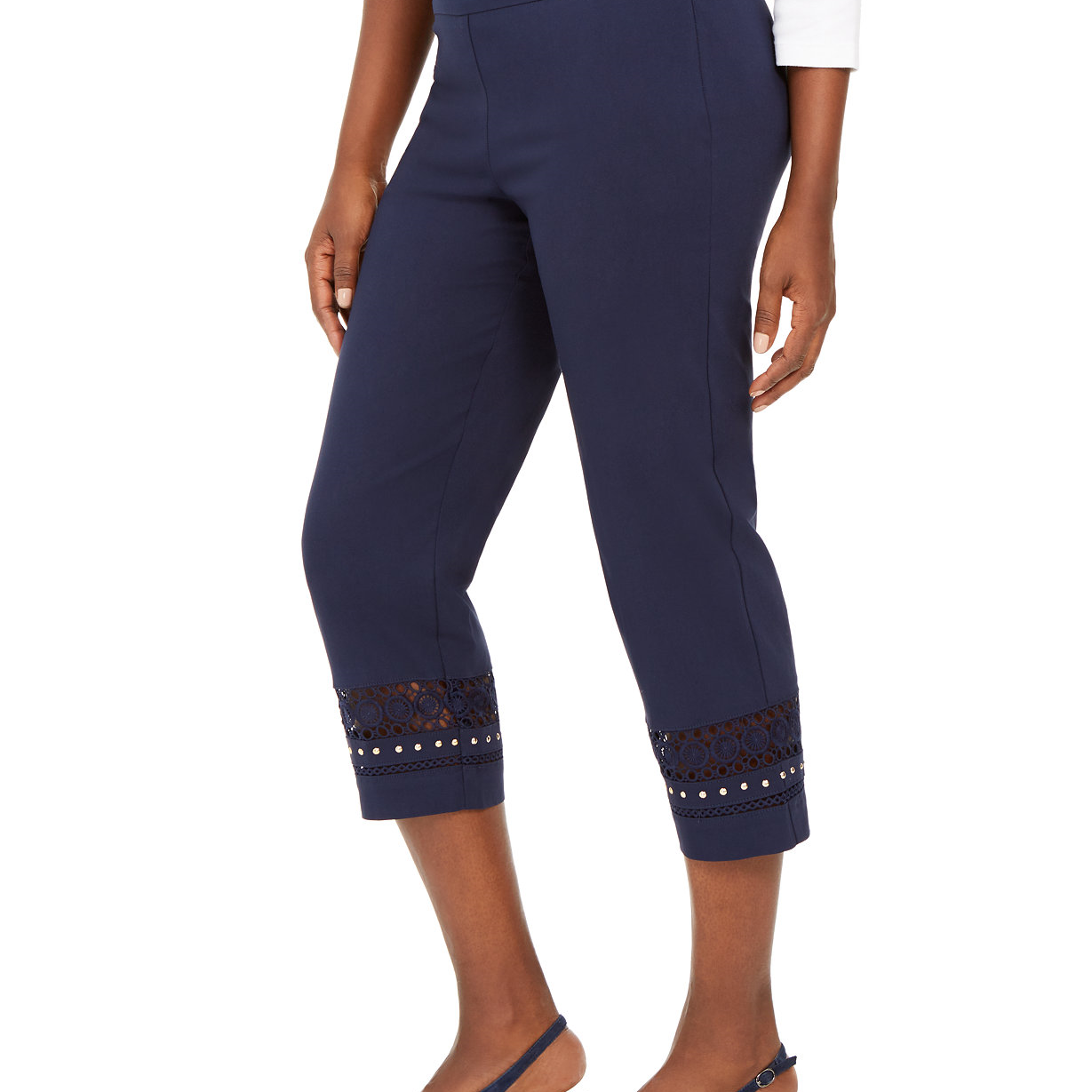 JM Collection Women Crochet Trim Studded Capris