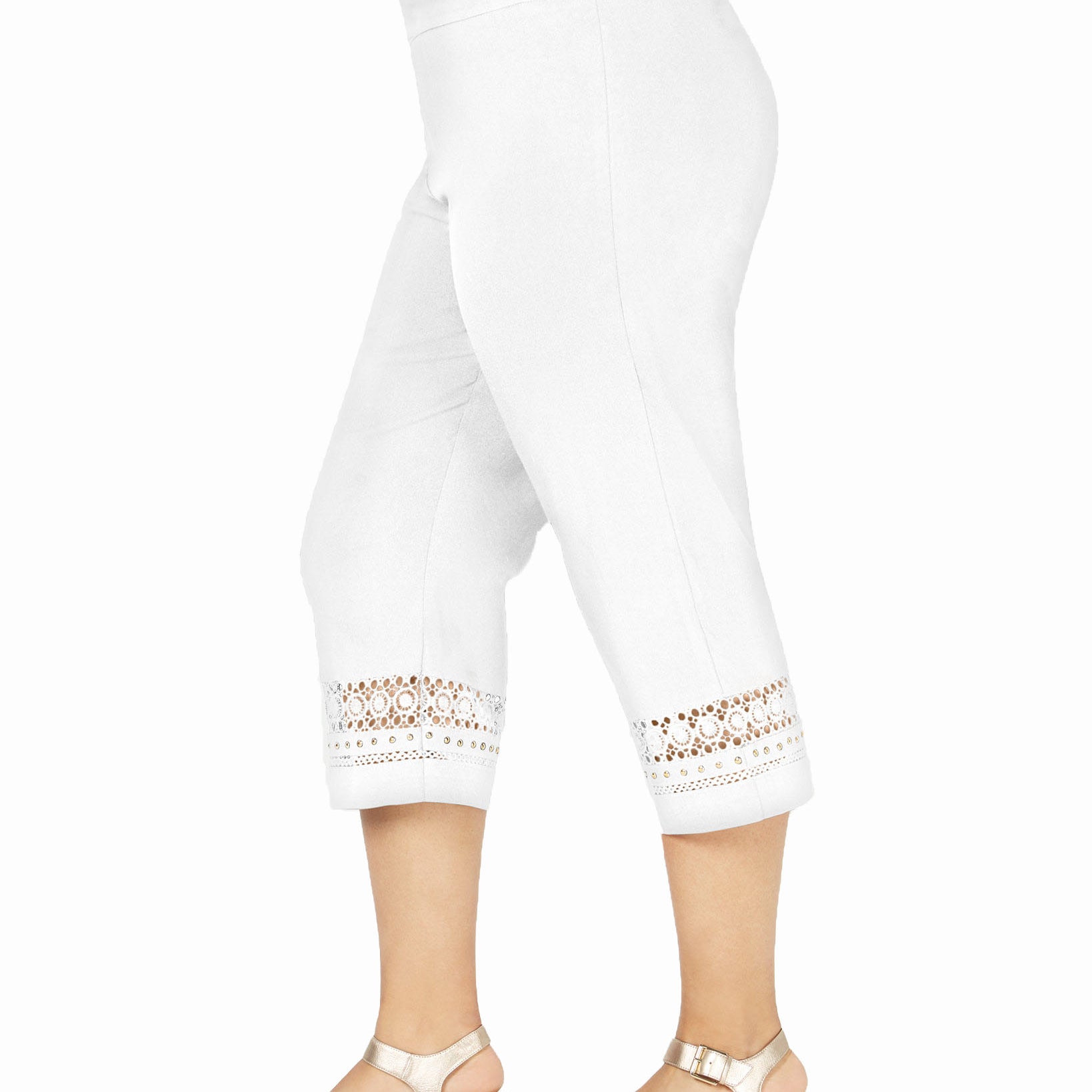 JM-Collection-Women-Plus-Crochet-Trim-Capri-Pants