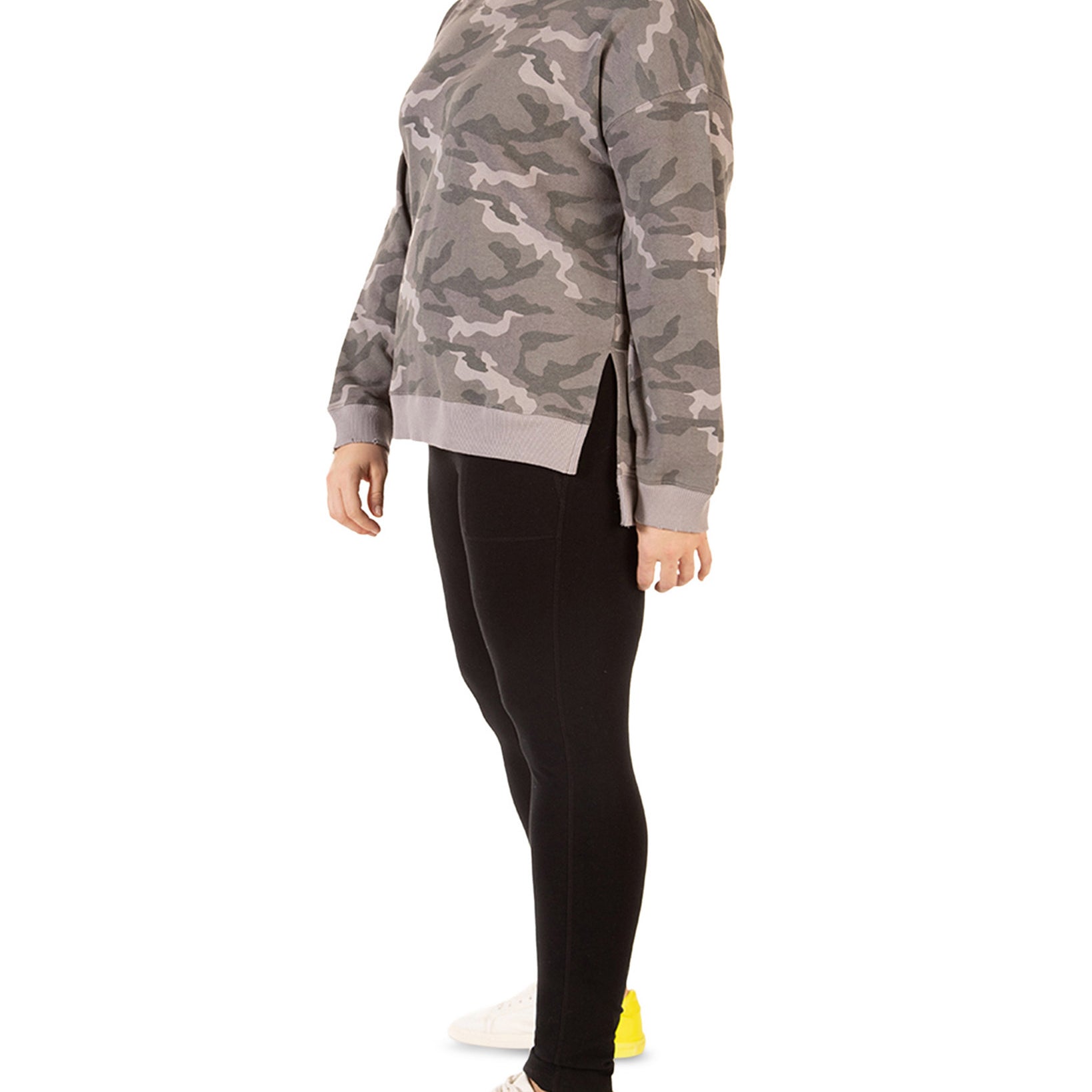 Black Tape Women Plus Black Tape Camo Print Sweatshirt