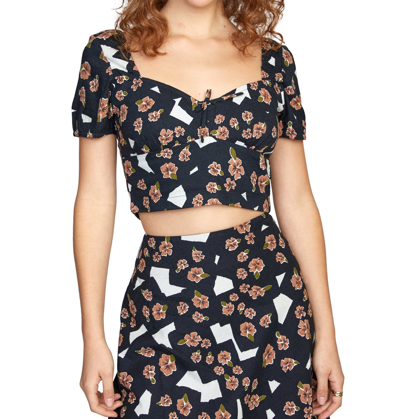 RVCA Women Printed Annola Smocked Cropped Top Black