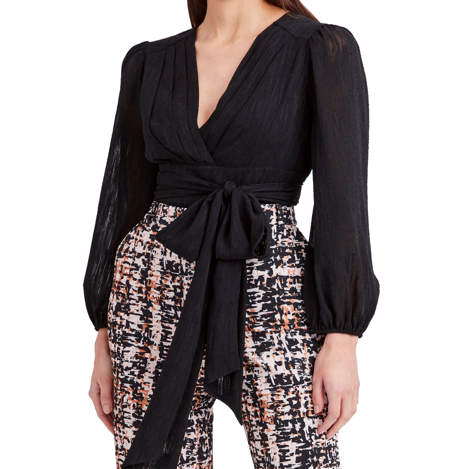 BCBGMAXAZRIA Women Cropped Tie Hem Top Black