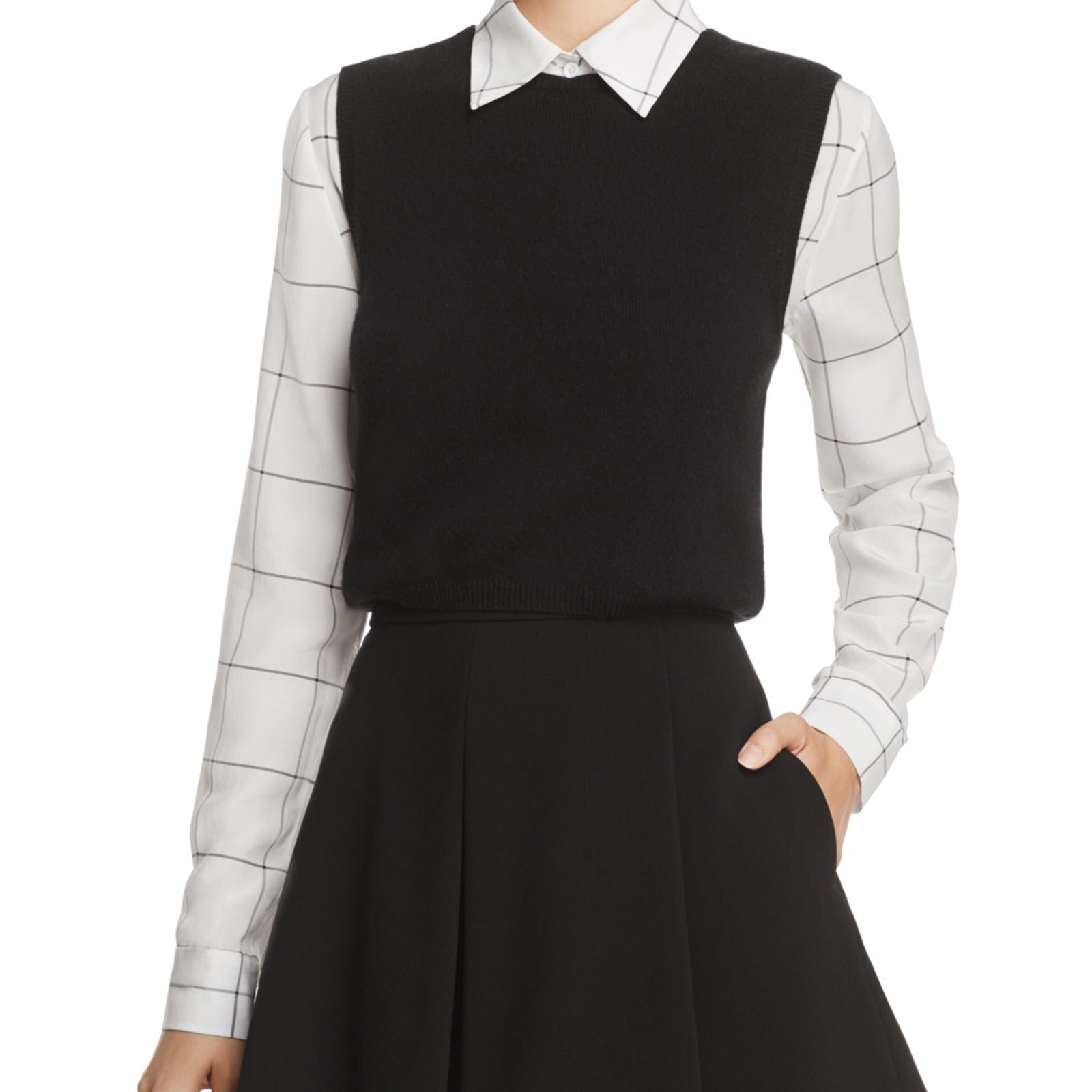 Alice and Olivia Women Olette Pleated Back Zip Shorts