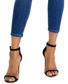 Celebrity Pink Women Curvy Mid Rise Distressed Skinny Jeans