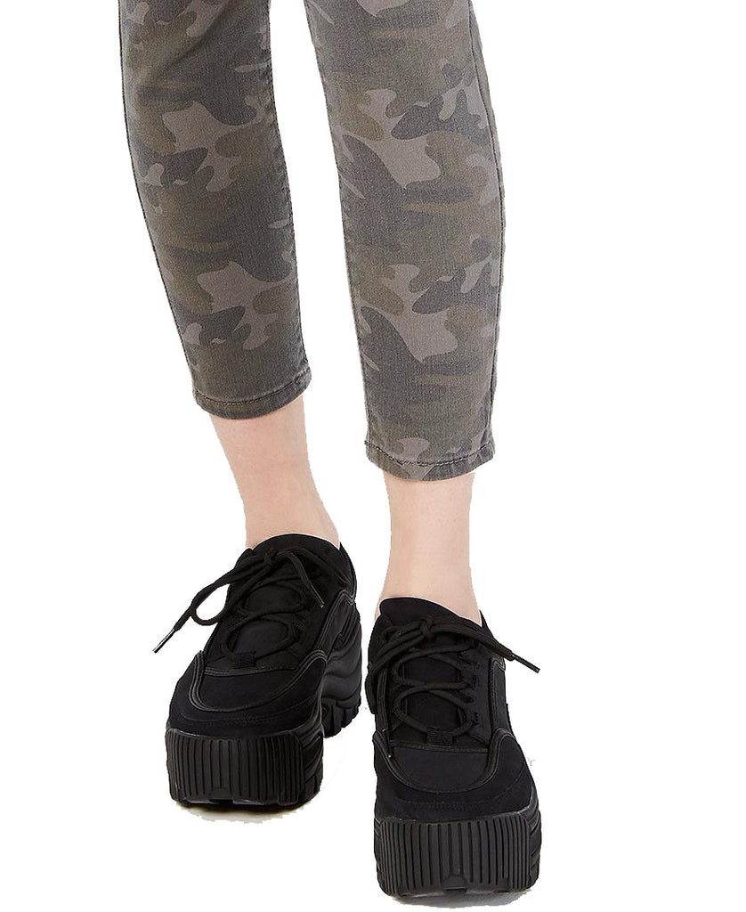 Vanilla Star Women Ripped Camo Print Skinny Jeans