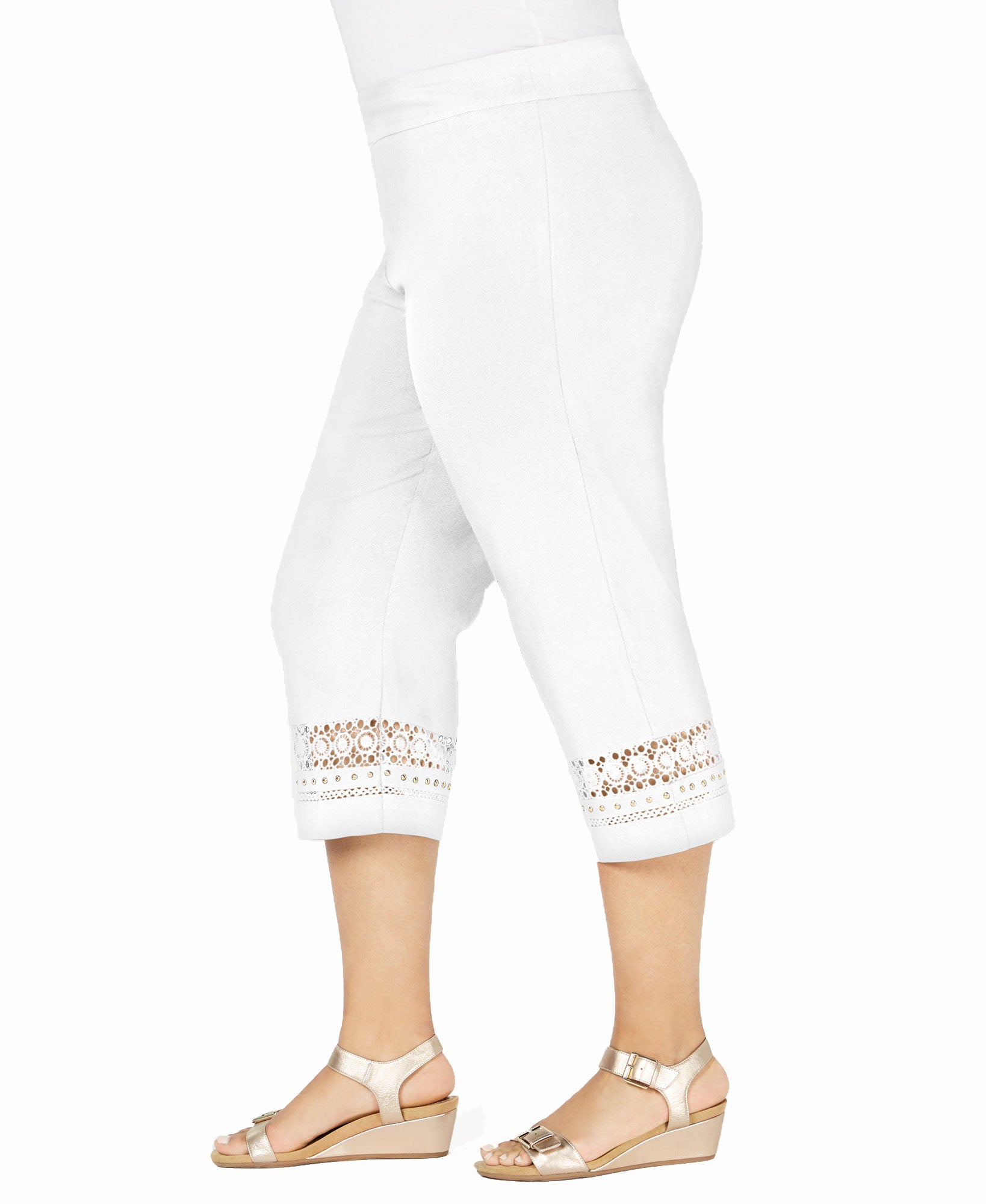 JM-Collection-Women-Plus-Crochet-Trim-Capri-Pants